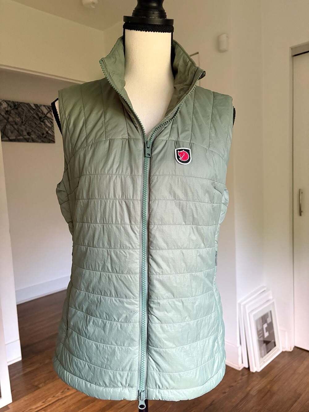 Fjallraven Expedition X-Latt Insulated Sage Green Puffer Vest Womens Small